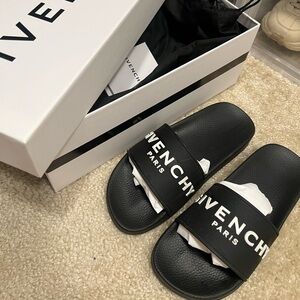 Women’s Givenchy Logo Sandal Slide